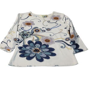 Passports Womens Top Multicolor Size Medium 100% Cotton Pullover Long Sleeve